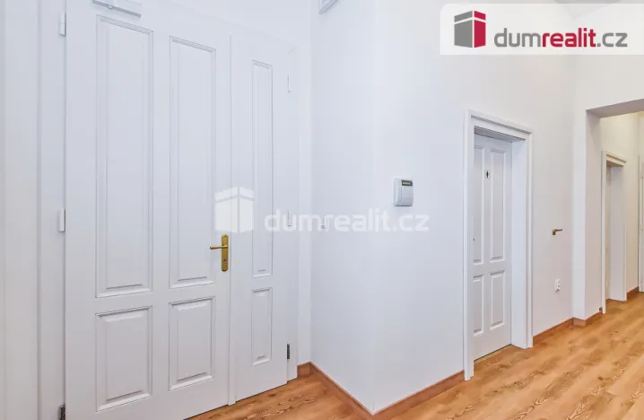 Pronájem kanceláře, Praha - Nové Město, Národní, 113 m2