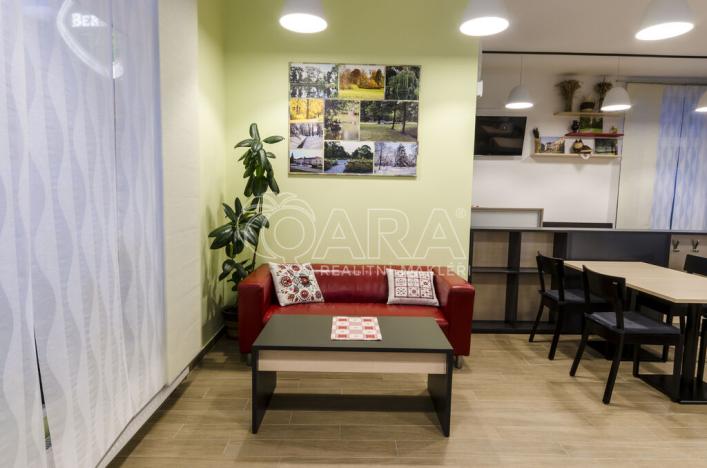 Pronájem restaurace, Praha - Čakovice, Theinova, 187 m2