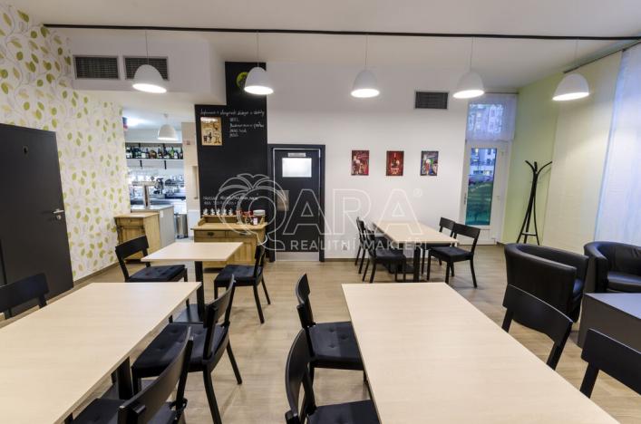 Pronájem restaurace, Praha - Čakovice, Theinova, 187 m2