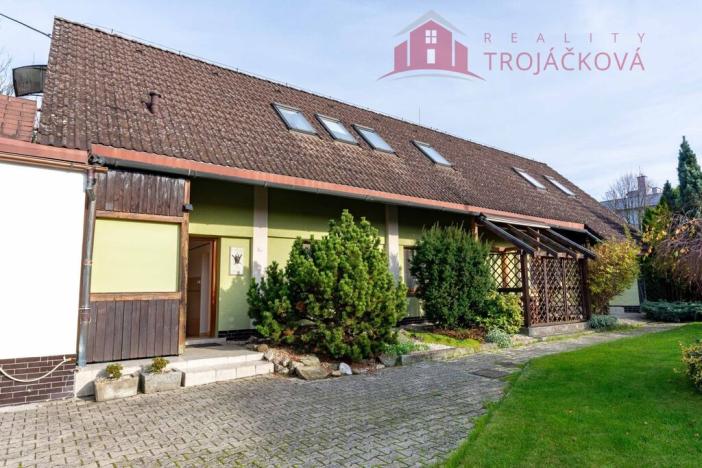 Prodej rodinného domu, Rožnov pod Radhoštěm, Na zahradách, 260 m2