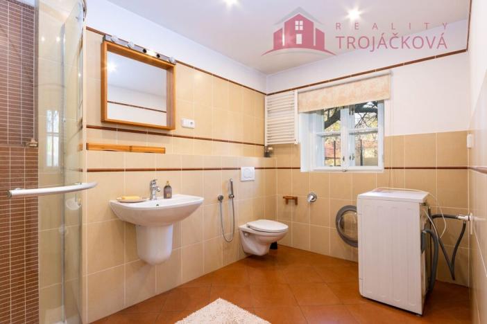 Prodej rodinného domu, Rožnov pod Radhoštěm, Na zahradách, 260 m2