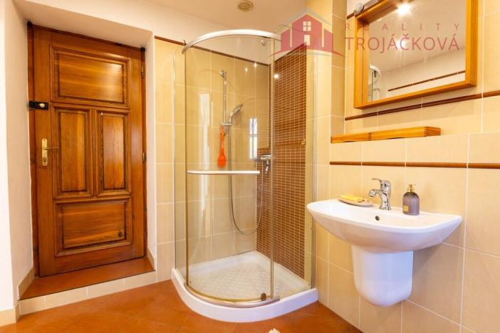 Prodej rodinného domu, Rožnov pod Radhoštěm, Na zahradách, 260 m2