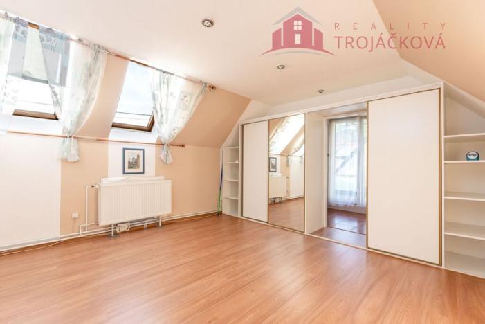 Prodej rodinného domu, Rožnov pod Radhoštěm, Na zahradách, 260 m2