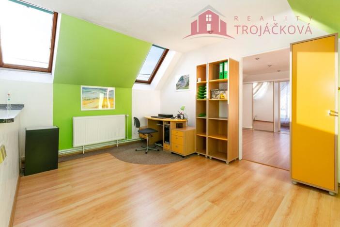 Prodej rodinného domu, Rožnov pod Radhoštěm, Na zahradách, 260 m2