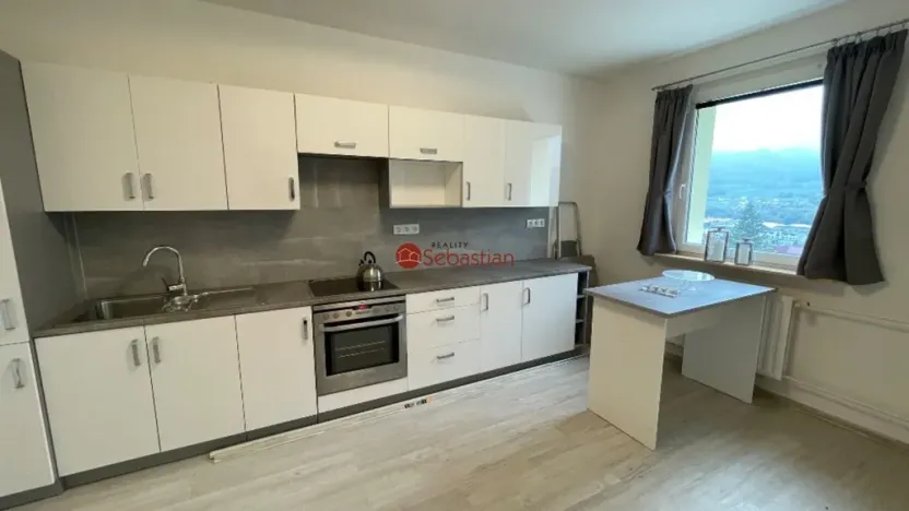 Pronájem bytu 3+1, Děčín, Čsl. partyzánů, 75 m2