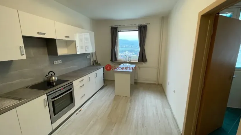 Pronájem bytu 3+1, Děčín, Čsl. partyzánů, 75 m2
