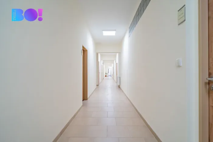 Pronájem kanceláře, Opava, 162 m2