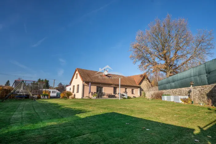 Prodej komerční nemovitosti, Šimanov, 480 m2