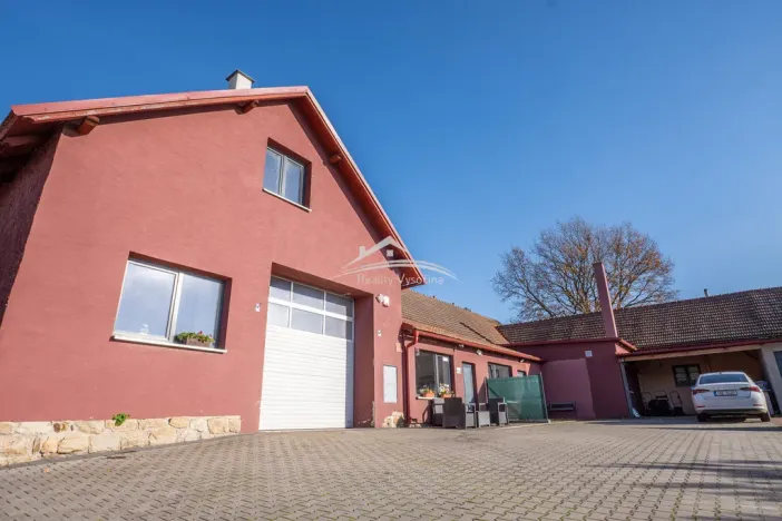 Prodej komerční nemovitosti, Šimanov, 480 m2