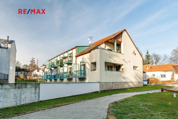 Prodej bytu 1+kk, Tuchoměřice, Ke Kovárně, 53 m2