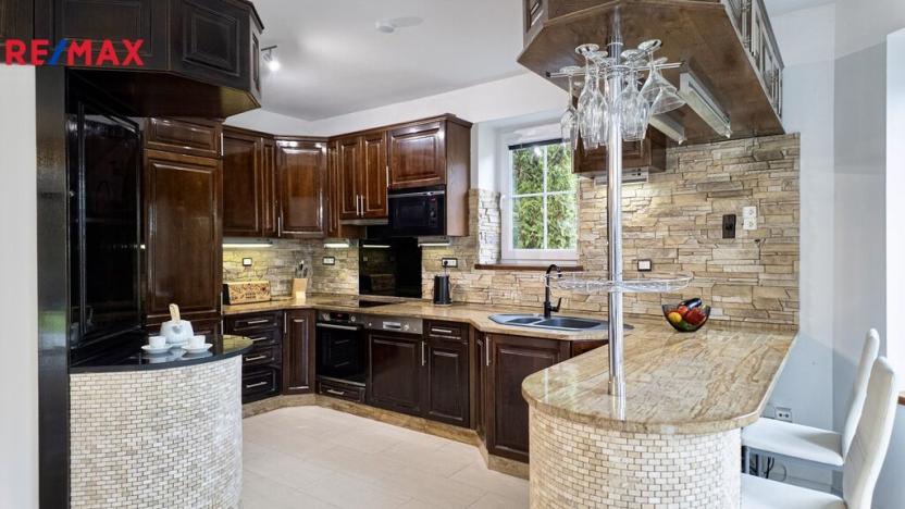 Pronájem rodinného domu, Pětihosty, 350 m2