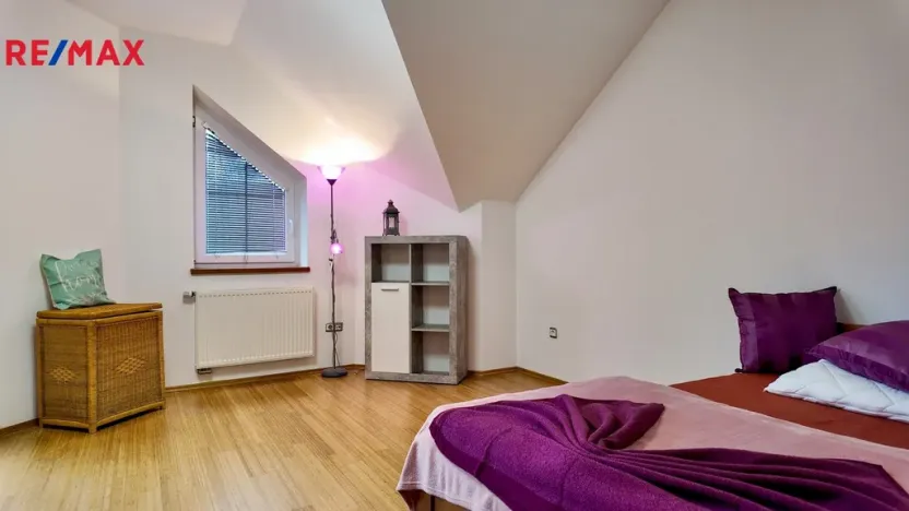 Pronájem rodinného domu, Pětihosty, 350 m2