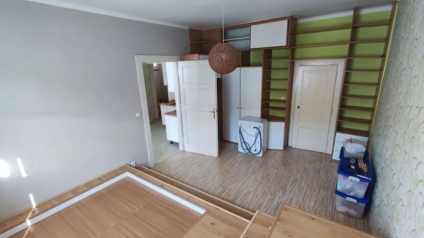 Pronájem bytu 2+kk, Praha - Žižkov, Žerotínova, 46 m2