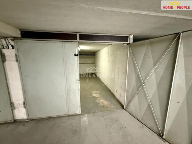 Prodej garáže, Praha - Stodůlky, Bašteckého, 18 m2