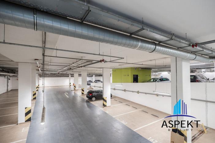 Pronájem kanceláře, Praha - Chodov, Líbalova, 18 m2