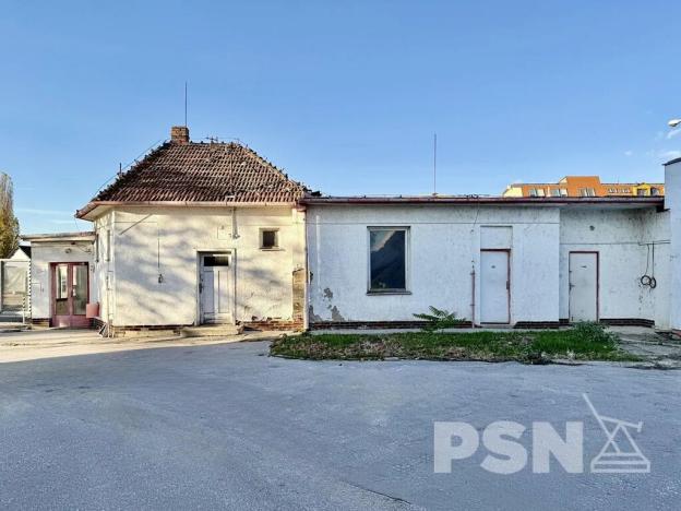 Pronájem obchodního prostoru, Brno, Komárovské nábřeží, 76 m2