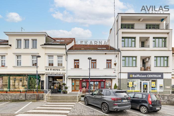 Prodej rodinného domu, Benešov, Masarykovo náměstí, 391 m2