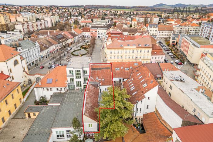 Prodej rodinného domu, Benešov, Masarykovo náměstí, 391 m2