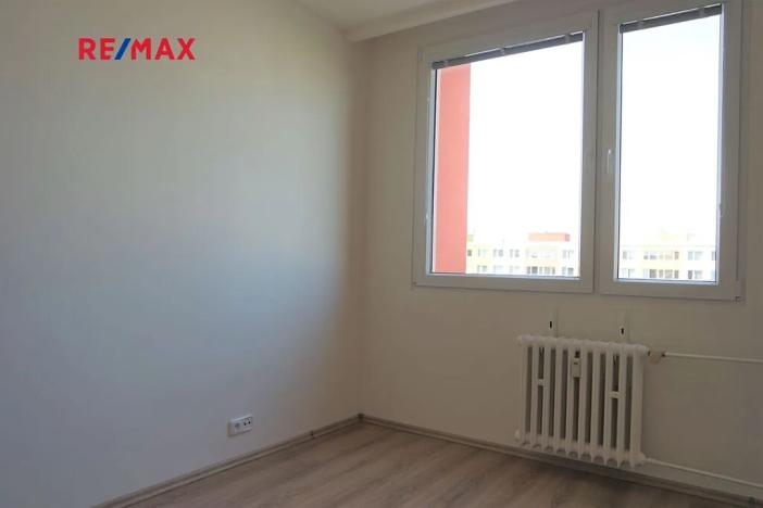 Pronájem bytu 2+kk, Praha - Braník, Novodvorská, 40 m2