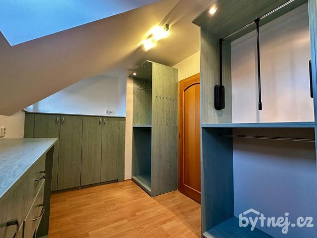 Pronájem rodinného domu, Olomouc - Nový Svět, Boční, 156 m2