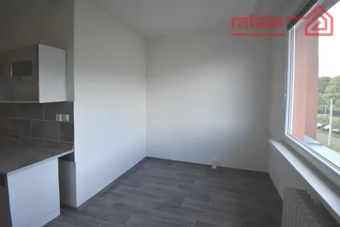 Pronájem bytu 2+1, Chomutov, Březenecká, 58 m2