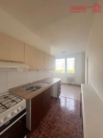 Pronájem bytu 2+1, Klášterec nad Ohří, Královéhradecká, 67 m2