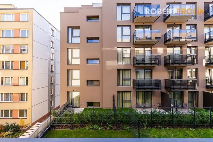 Pronájem bytu 3+kk, Praha - Košíře, Starokošířská, 75 m2