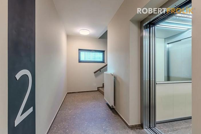 Pronájem bytu 3+kk, Praha - Košíře, Starokošířská, 75 m2