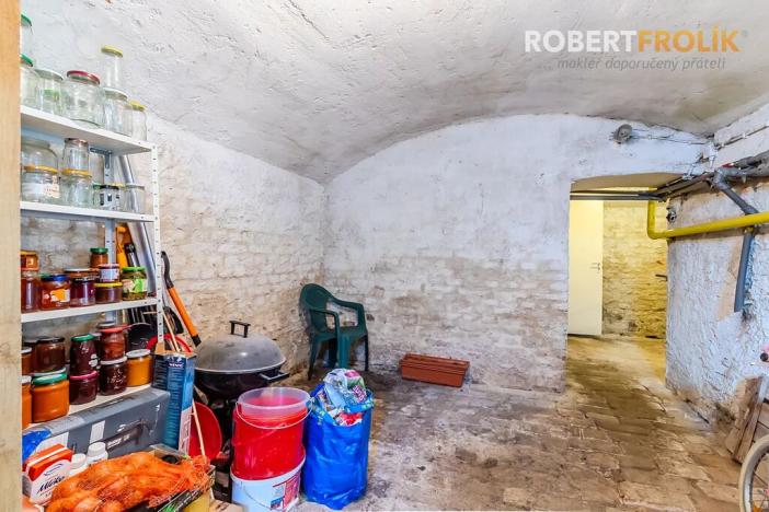 Pronájem bytu 2+1, Praha - Střešovice, Na Petynce, 77 m2