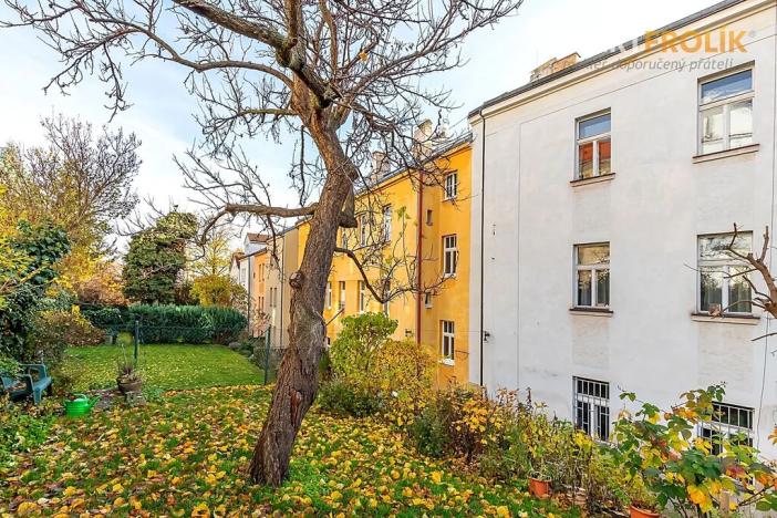 Pronájem bytu 2+1, Praha - Střešovice, Na Petynce, 77 m2