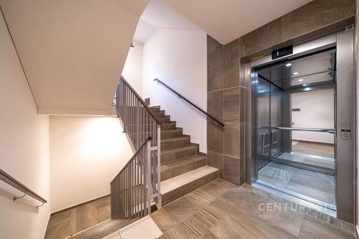 Pronájem bytu 1+kk, Praha - Chodov, Šternovská, 34 m2