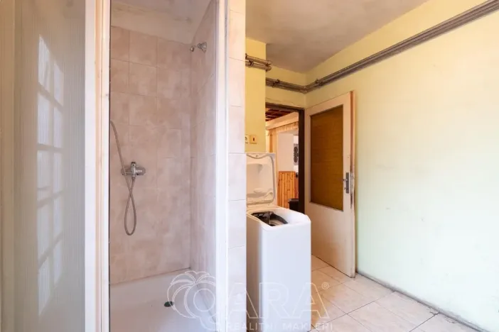 Prodej rodinného domu, Milovice - Benátecká Vrutice, 300 m2