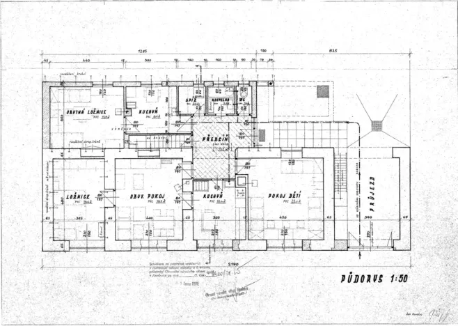 Prodej rodinného domu, Milovice - Benátecká Vrutice, 300 m2