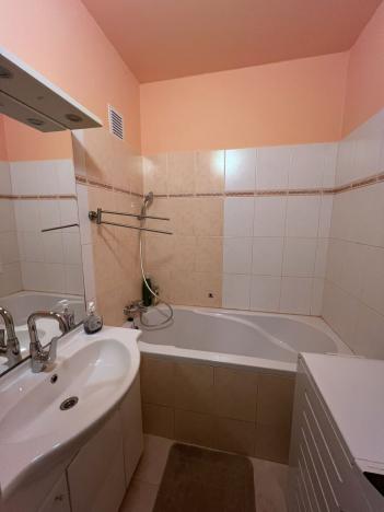 Prodej bytu 3+1, Pardubice, Bartoňova, 64 m2