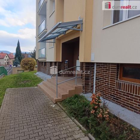 Pronájem bytu 2+1, Děčín - Děčín VI-Letná, Slezská, 65 m2