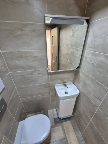 Pronájem bytu 1+1, Teplice, Pod Doubravkou, 36 m2