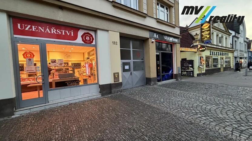 Pronájem obchodního prostoru, Lysá nad Labem, Náměstí B. Hrozného, 60 m2