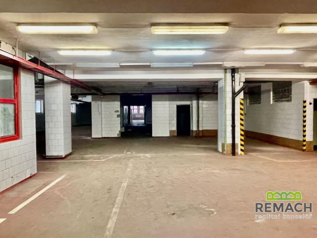 Pronájem skladu, Uherské Hradiště, Sokolovská, 1100 m2