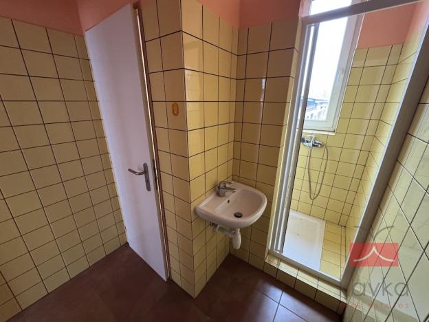 Pronájem kanceláře, Světlá nad Sázavou, V Polích, 160 m2