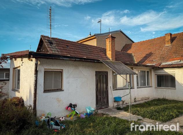 Prodej rodinného domu, Milešovice, 150 m2