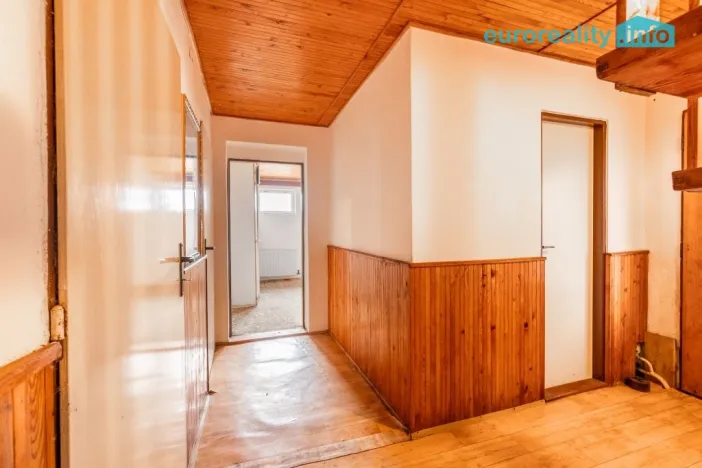 Prodej rodinného domu, Nový Bor, Ke Koupališti, 250 m2