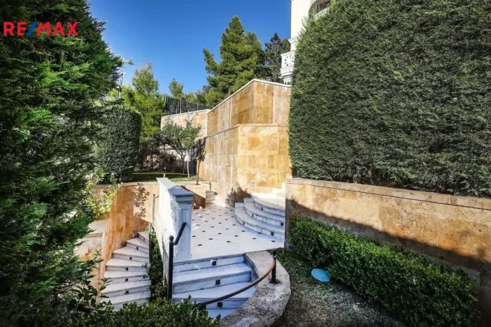 Prodej vily, East Attica Regional Unit,Řecko, 1285 m2