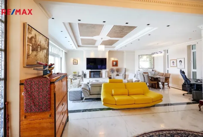 Prodej vily, East Attica Regional Unit,Řecko, 1285 m2