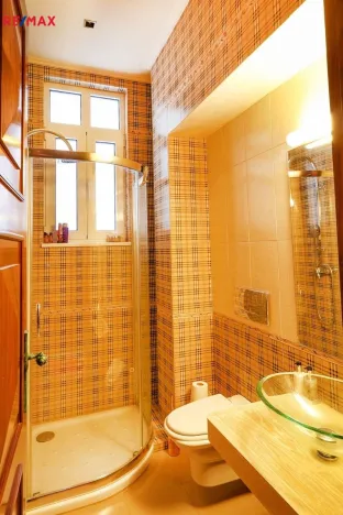 Prodej vily, East Attica Regional Unit,Řecko, 1285 m2