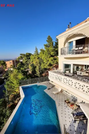 Prodej vily, East Attica Regional Unit,Řecko, 1285 m2