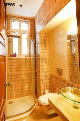 Prodej vily, East Attica Regional Unit,Řecko, 1285 m2