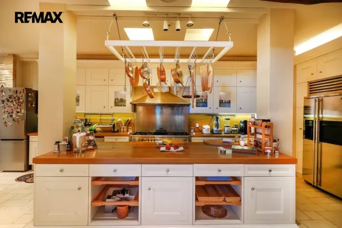 Prodej vily, East Attica Regional Unit,Řecko, 1285 m2