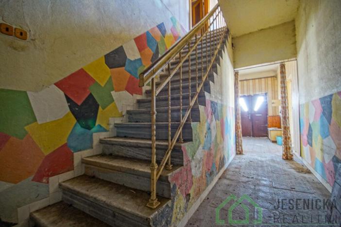 Prodej rodinného domu, Supíkovice, 530 m2