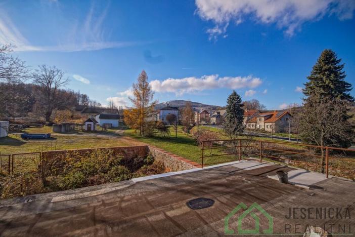 Prodej rodinného domu, Supíkovice, 530 m2