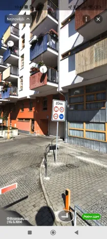 Pronájem garážového stání, Praha - Smíchov, Tomkova, 12 m2